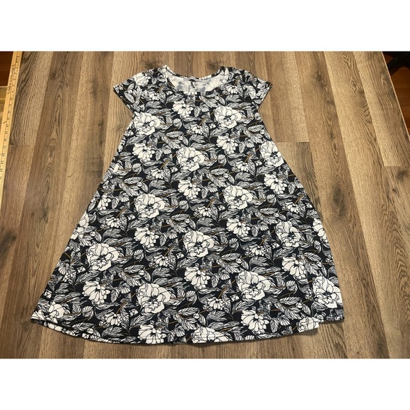 Adriana New York Dresses & Skirts - Adriana Dress, Women's Size Small/Medium, Black White, Floral, A-line